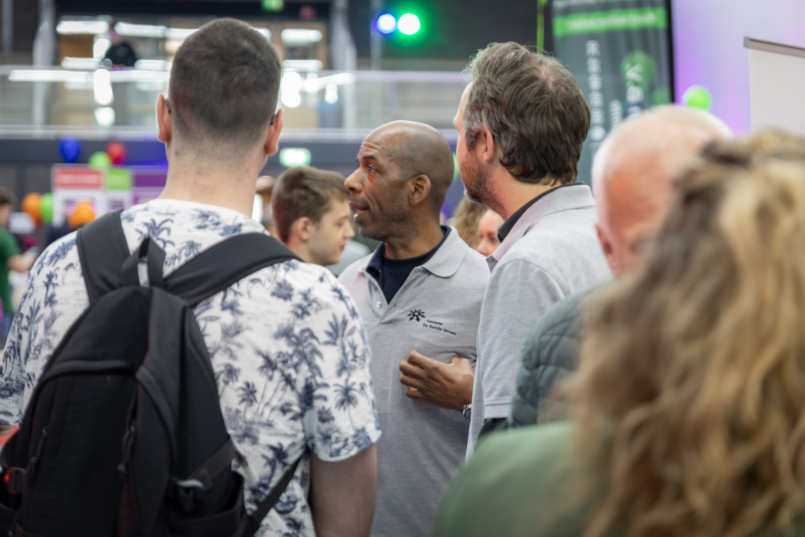 pbweek12_26028_Drukbezochte banenmarkt brengt talenten en bedrijven samen - foto 2